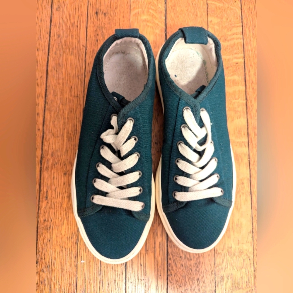 Size 8 Green Zouri Canvas Sneakers